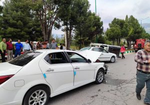 تصادف زنجیره ای سه دستگاه خودرو در شهر یاسوج ۸ مصدوم بر جای گذاشت